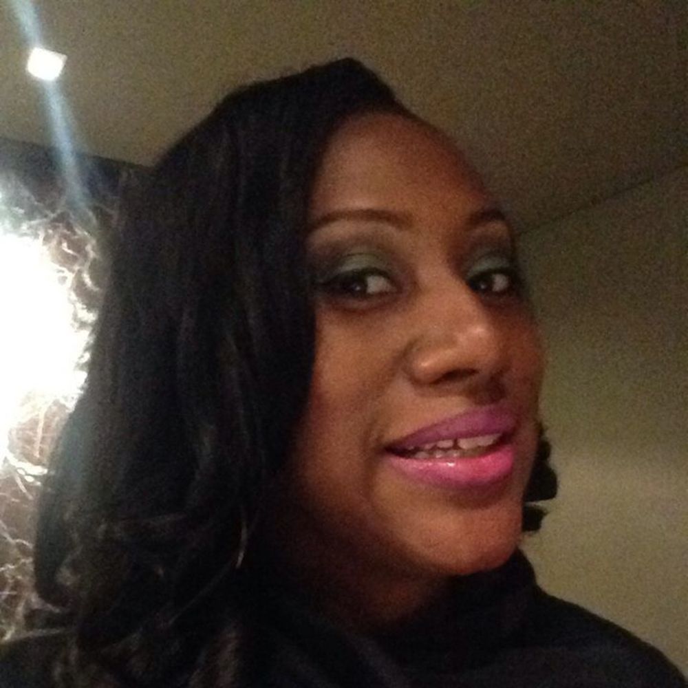 Meet your Posher, Nicole